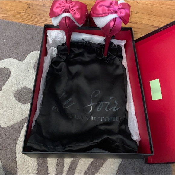 Por La Victoire Pink Satin platforms - Picture 9 of 16